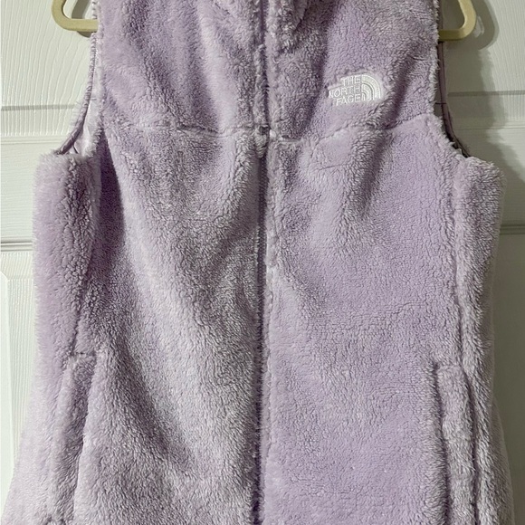 The North Face Women's Light Purple mossbud insulated reversible vest - Picture 5 of 7